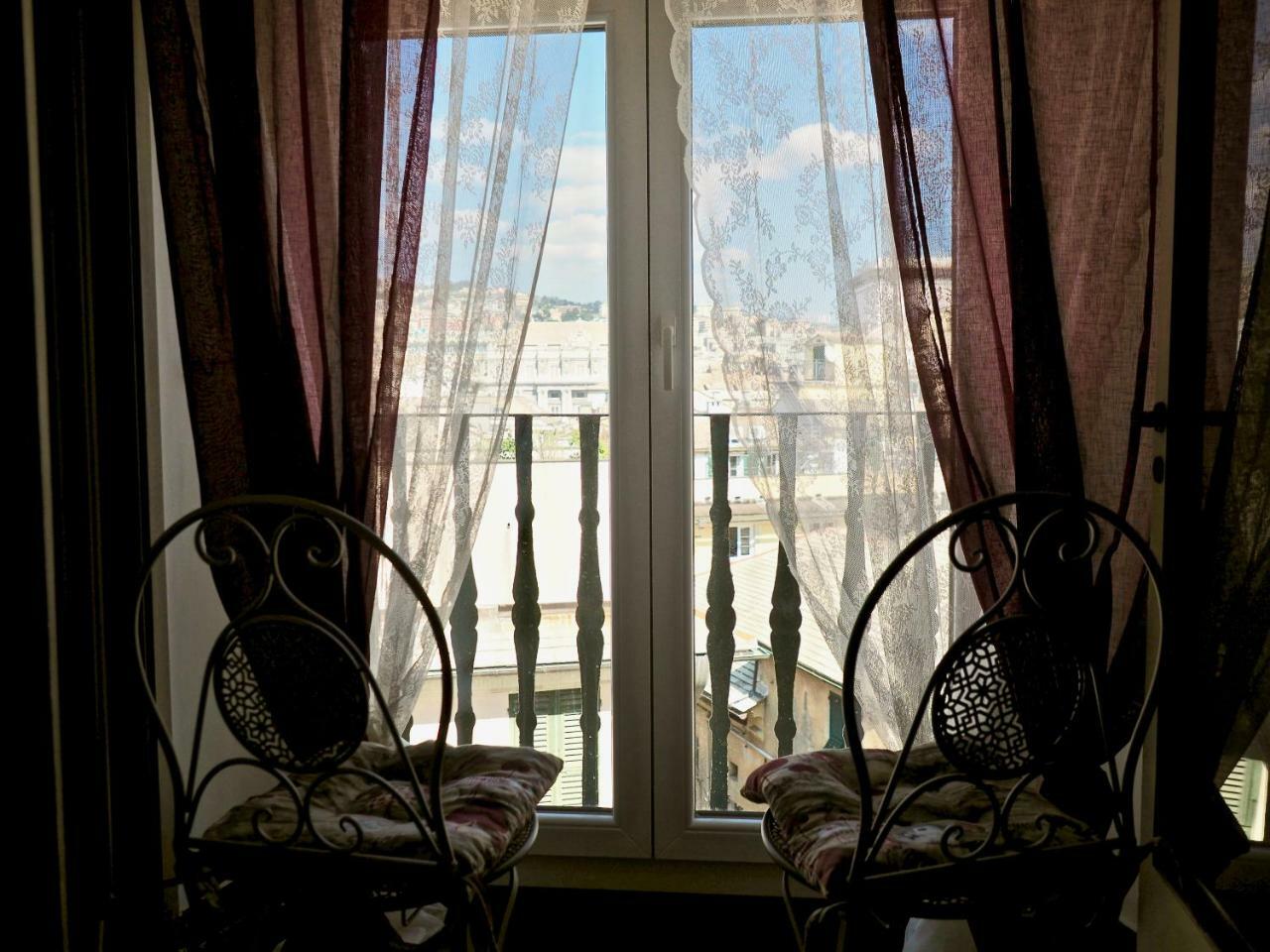 Romantic Suite Con Vista San Donato Genua Exterior foto
